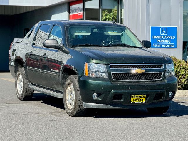 2013 Chevrolet Avalanche LS