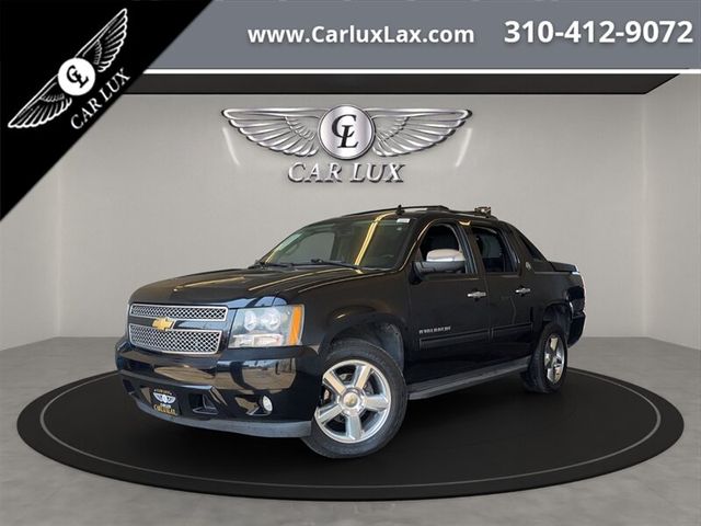 2013 Chevrolet Avalanche LS