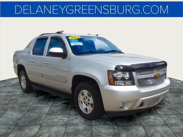 2013 Chevrolet Avalanche LS