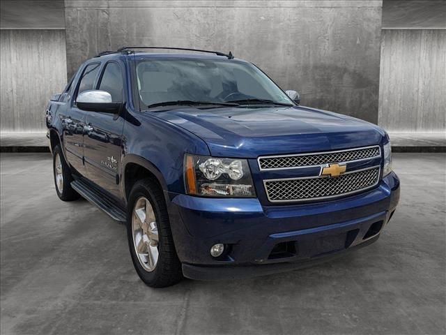 2013 Chevrolet Avalanche LT