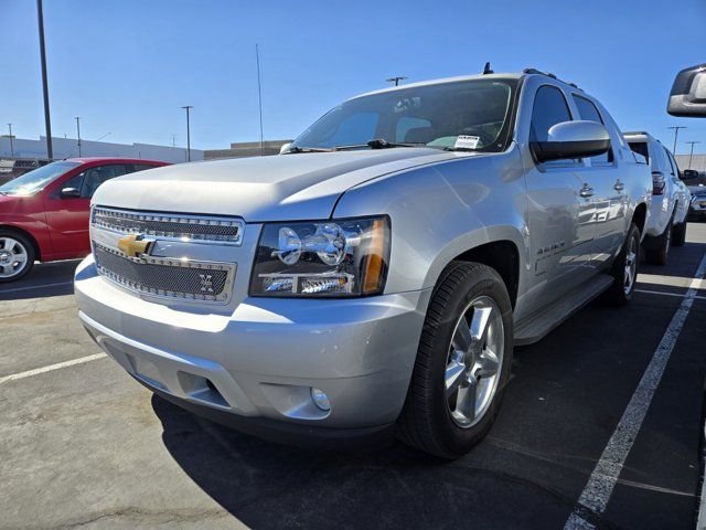 2013 Chevrolet Avalanche LT