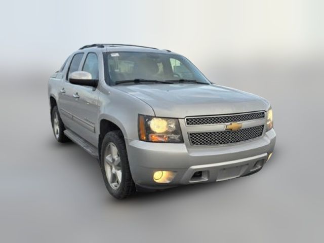 2013 Chevrolet Avalanche LT