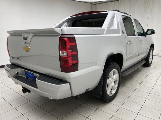 2013 Chevrolet Avalanche LT