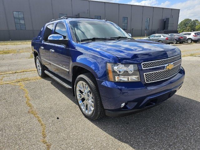 2013 Chevrolet Avalanche LTZ