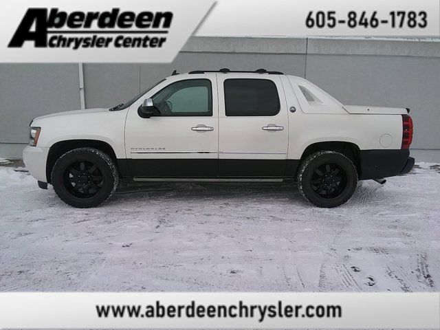 2013 Chevrolet Avalanche LTZ