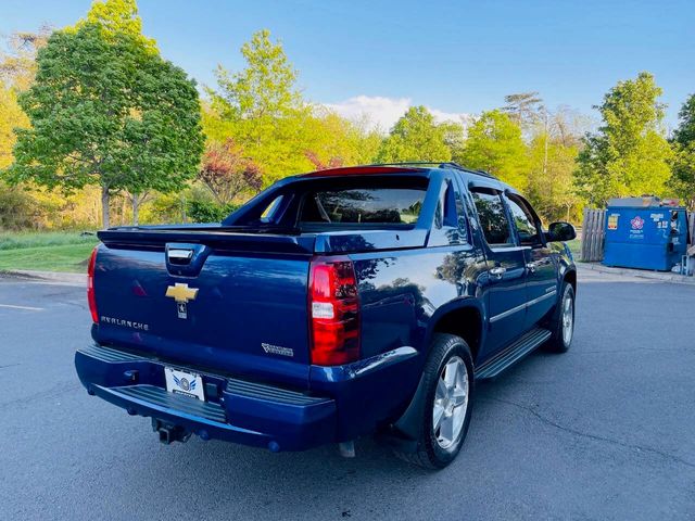 2013 Chevrolet Avalanche LTZ