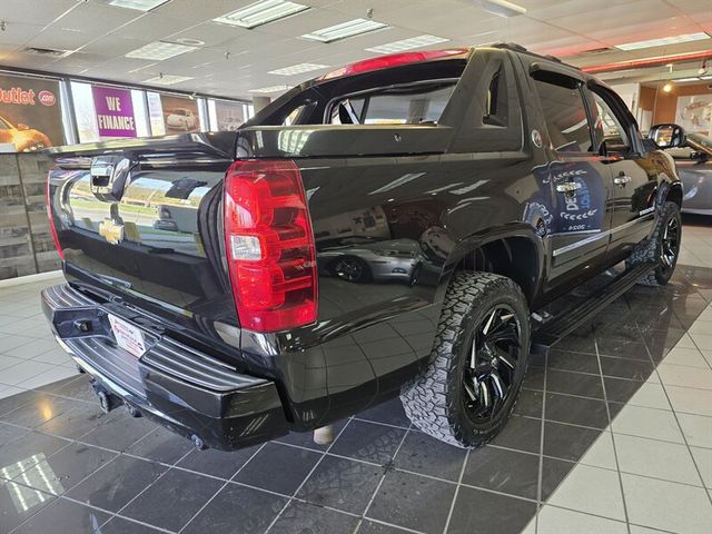 2013 Chevrolet Avalanche LTZ