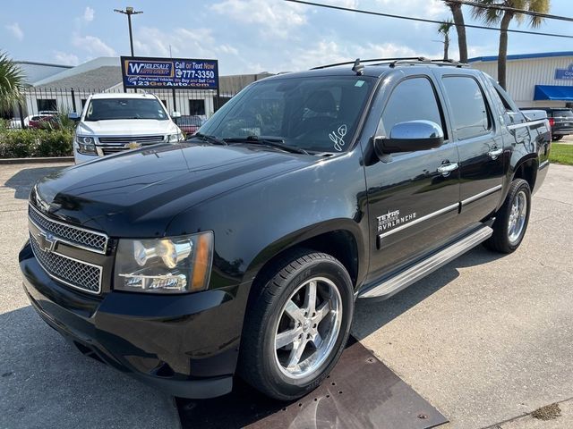 2013 Chevrolet Avalanche LT