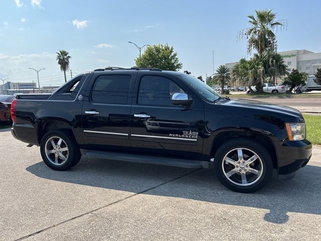 2013 Chevrolet Avalanche LT