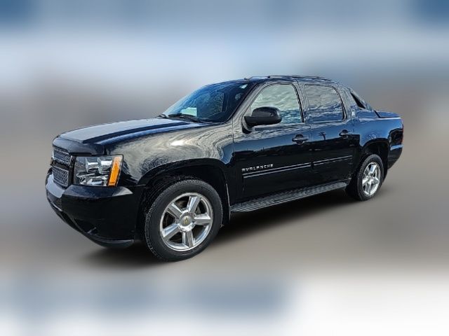 2013 Chevrolet Avalanche LS