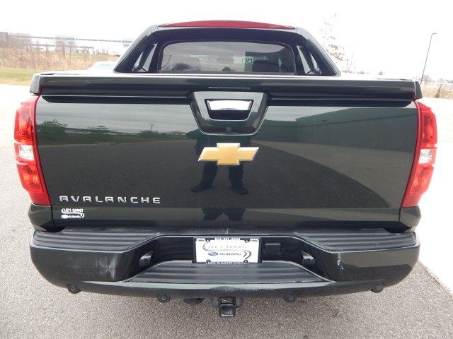 2013 Chevrolet Avalanche LS