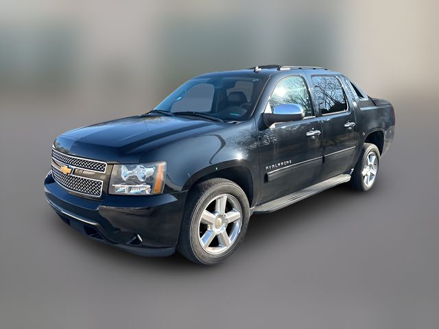 2013 Chevrolet Avalanche LT