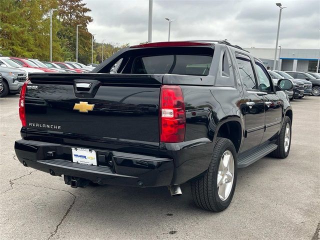 2013 Chevrolet Avalanche LT