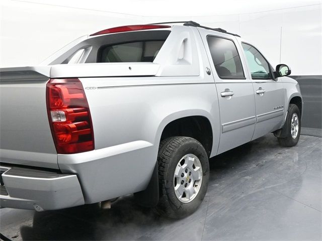 2013 Chevrolet Avalanche LT