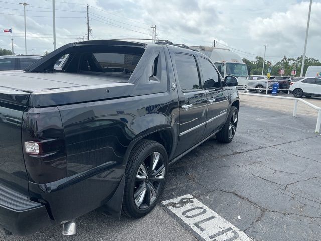 2013 Chevrolet Avalanche LTZ