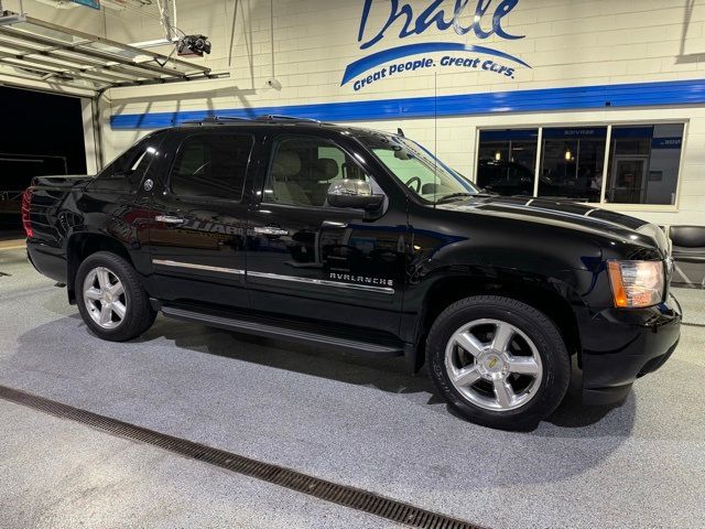 2013 Chevrolet Avalanche LTZ