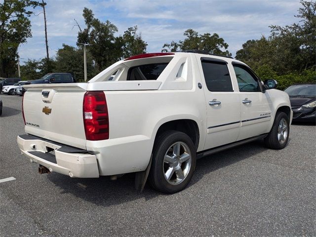 2013 Chevrolet Avalanche LTZ