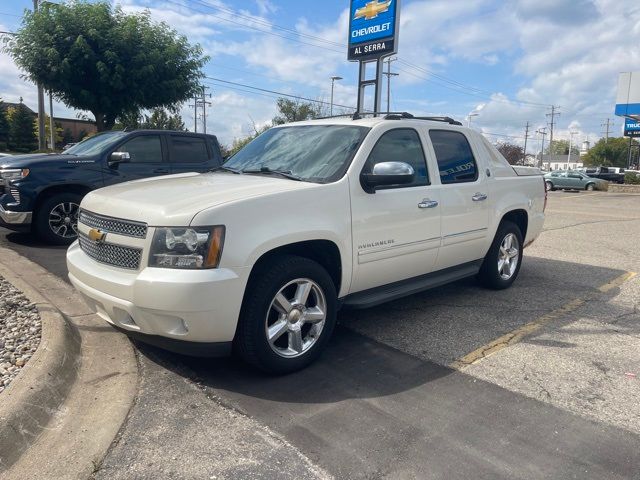 2013 Chevrolet Avalanche LTZ