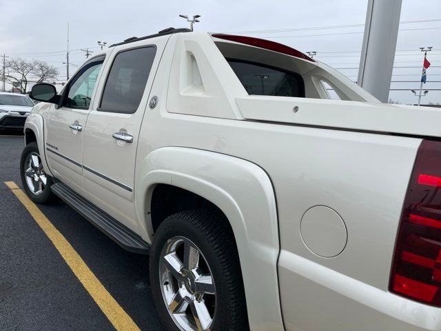 2013 Chevrolet Avalanche LTZ