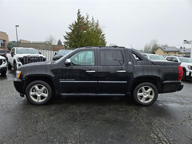 2013 Chevrolet Avalanche LTZ