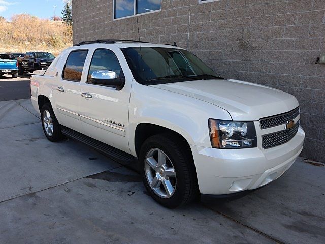 2013 Chevrolet Avalanche LTZ