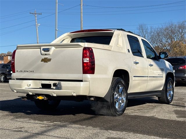 2013 Chevrolet Avalanche LTZ