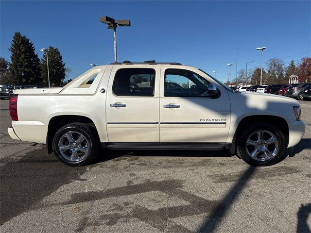 2013 Chevrolet Avalanche LTZ