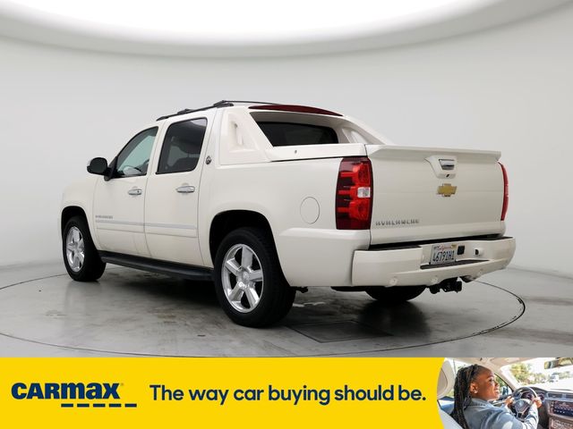 2013 Chevrolet Avalanche LTZ