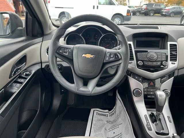 2013 Chevrolet Cruze LS