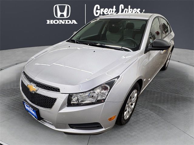 2013 Chevrolet Cruze LS