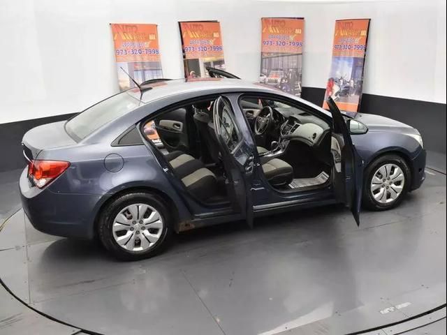 2013 Chevrolet Cruze LS