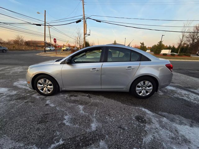 2013 Chevrolet Cruze LS