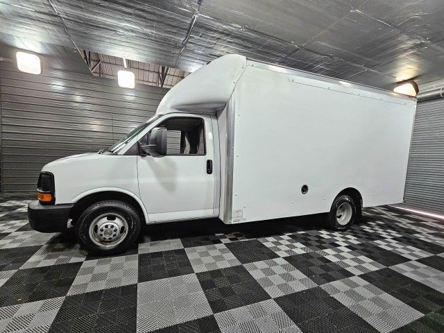 2013 Chevrolet Express Base