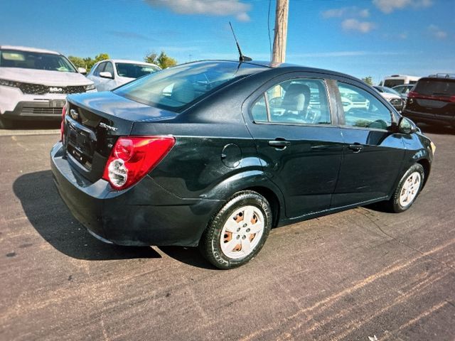 2013 Chevrolet Sonic LS