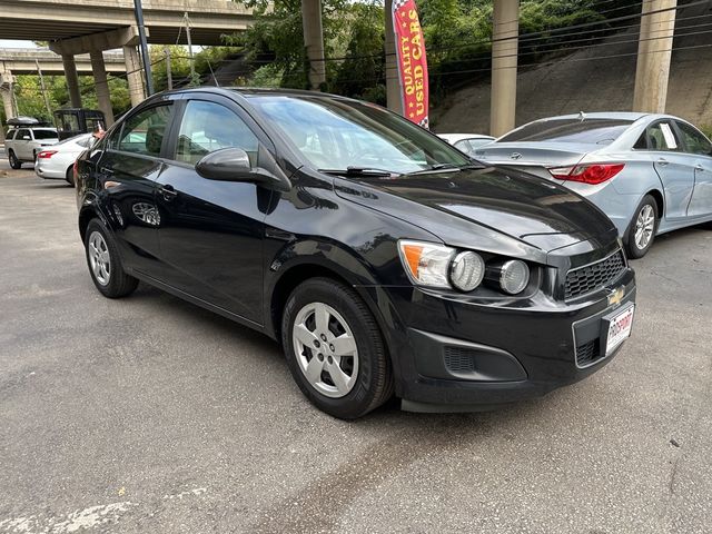 2013 Chevrolet Sonic LS