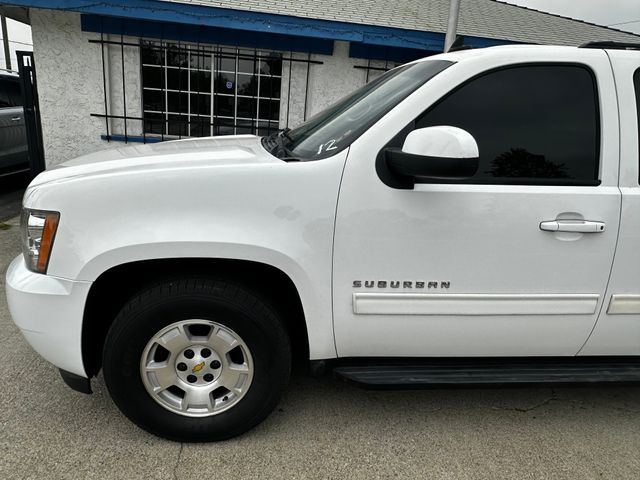 2013 Chevrolet Suburban LS