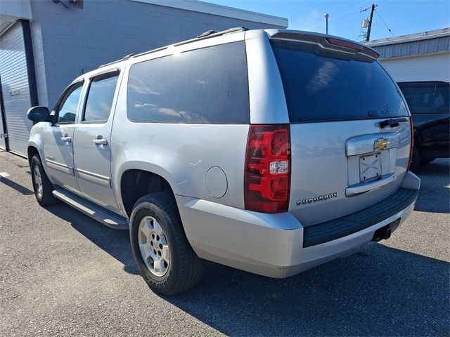 2013 Chevrolet Suburban LS