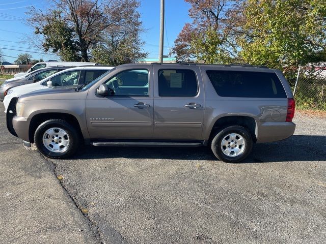 2013 Chevrolet Suburban LS