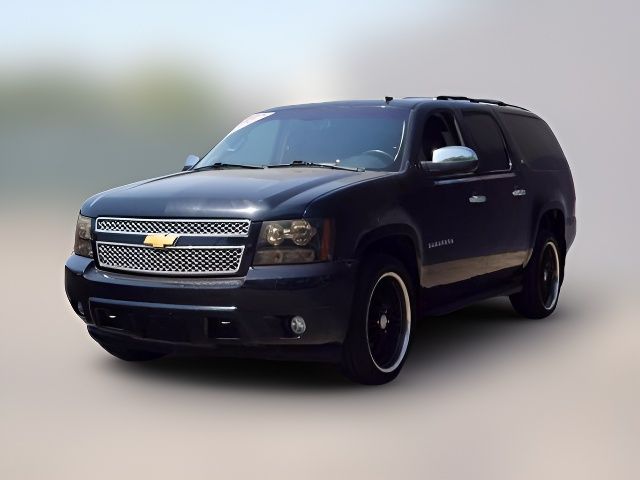 2013 Chevrolet Suburban LT