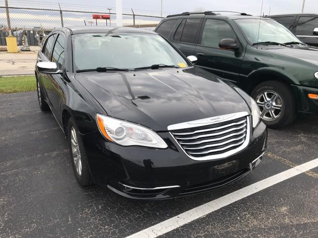 2013 Chrysler 200 Limited