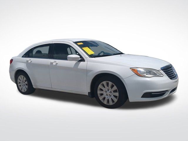 2013 Chrysler 200 LX