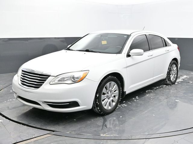 2013 Chrysler 200 LX