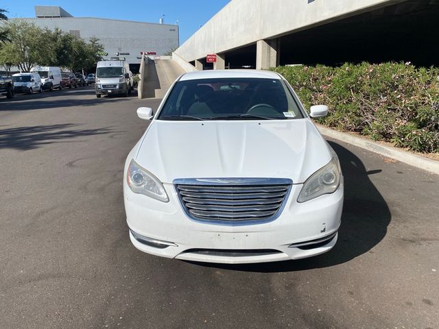 2013 Chrysler 200 LX