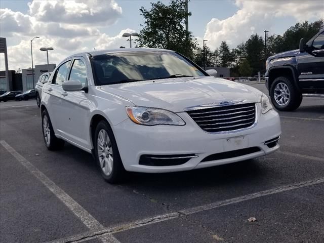 2013 Chrysler 200 LX