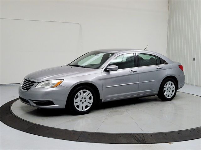 2013 Chrysler 200 LX