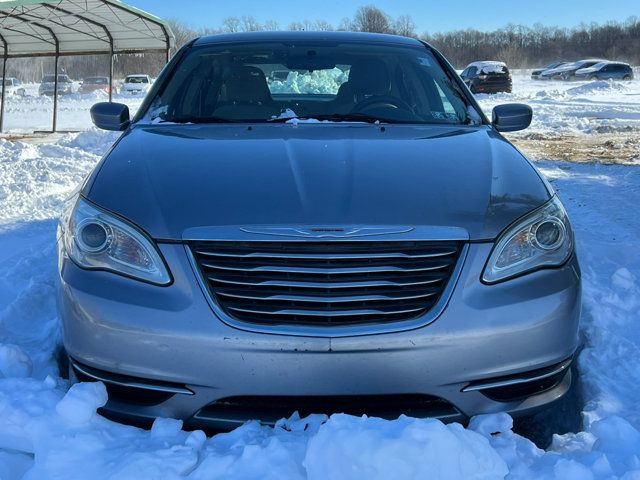 2013 Chrysler 200 LX