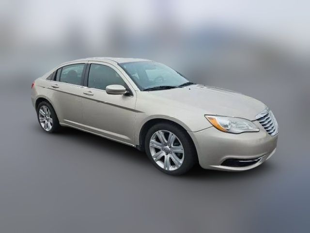 2013 Chrysler 200 LX