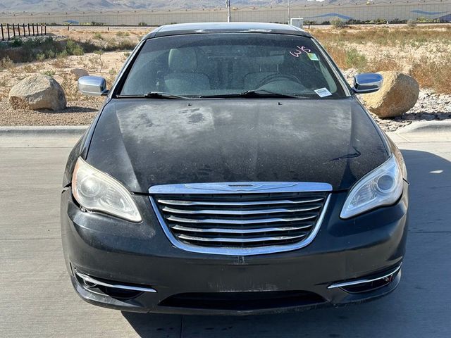 2013 Chrysler 200 Limited