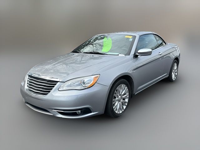 2013 Chrysler 200 Limited