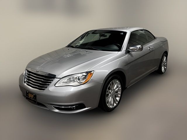 2013 Chrysler 200 Limited